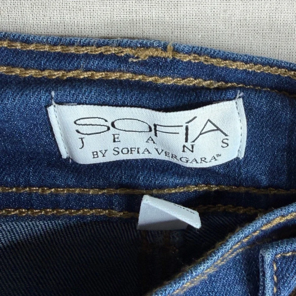 Sofia‎ Vergara Margot Wide Leg Frayed Hem Jeans size 8 Blue